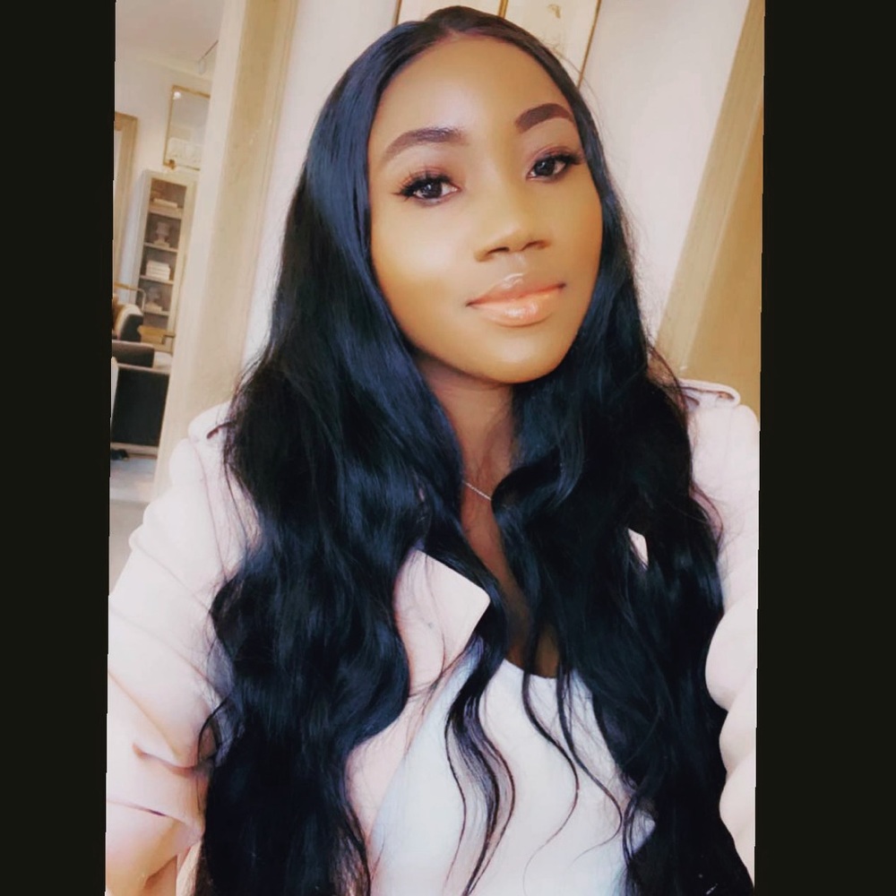 Meet your Posher, Latoya